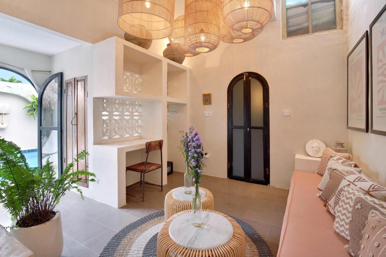 Seminyak Beach Bungalow Studio Villa 1 With Private Pool Sbb1 Eksteriør billede